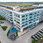 Lux Tukan B001, Polanki Aqua - Apartment